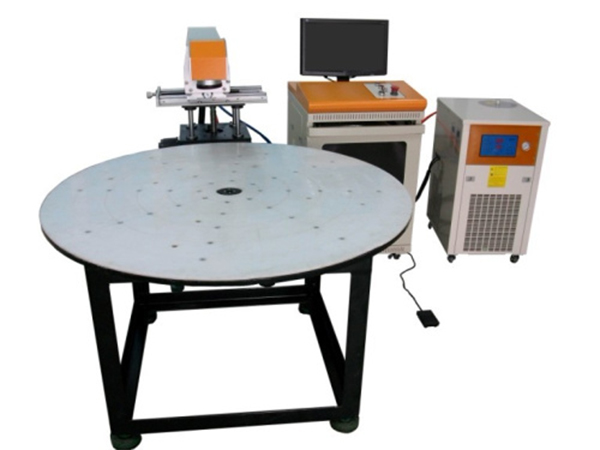 自動轉盤式噴碼系統（YAG/CO2）